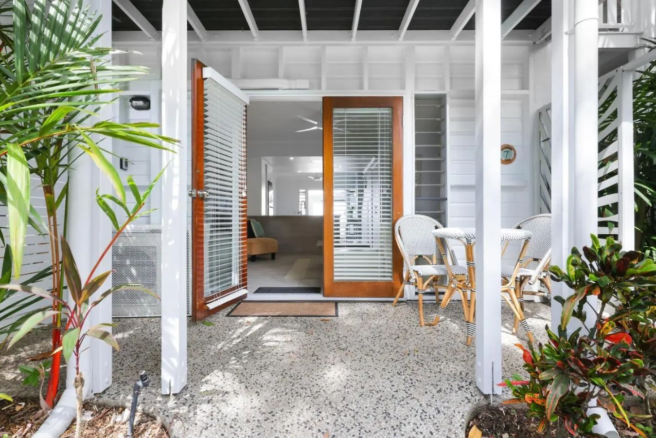 The Queenslander - Full Moon Terrace Port Douglas Holiday home