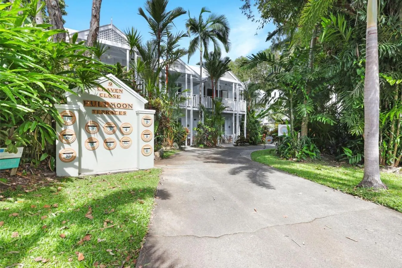 The Queenslander - Full Moon Terrace Port Douglas 0*,
