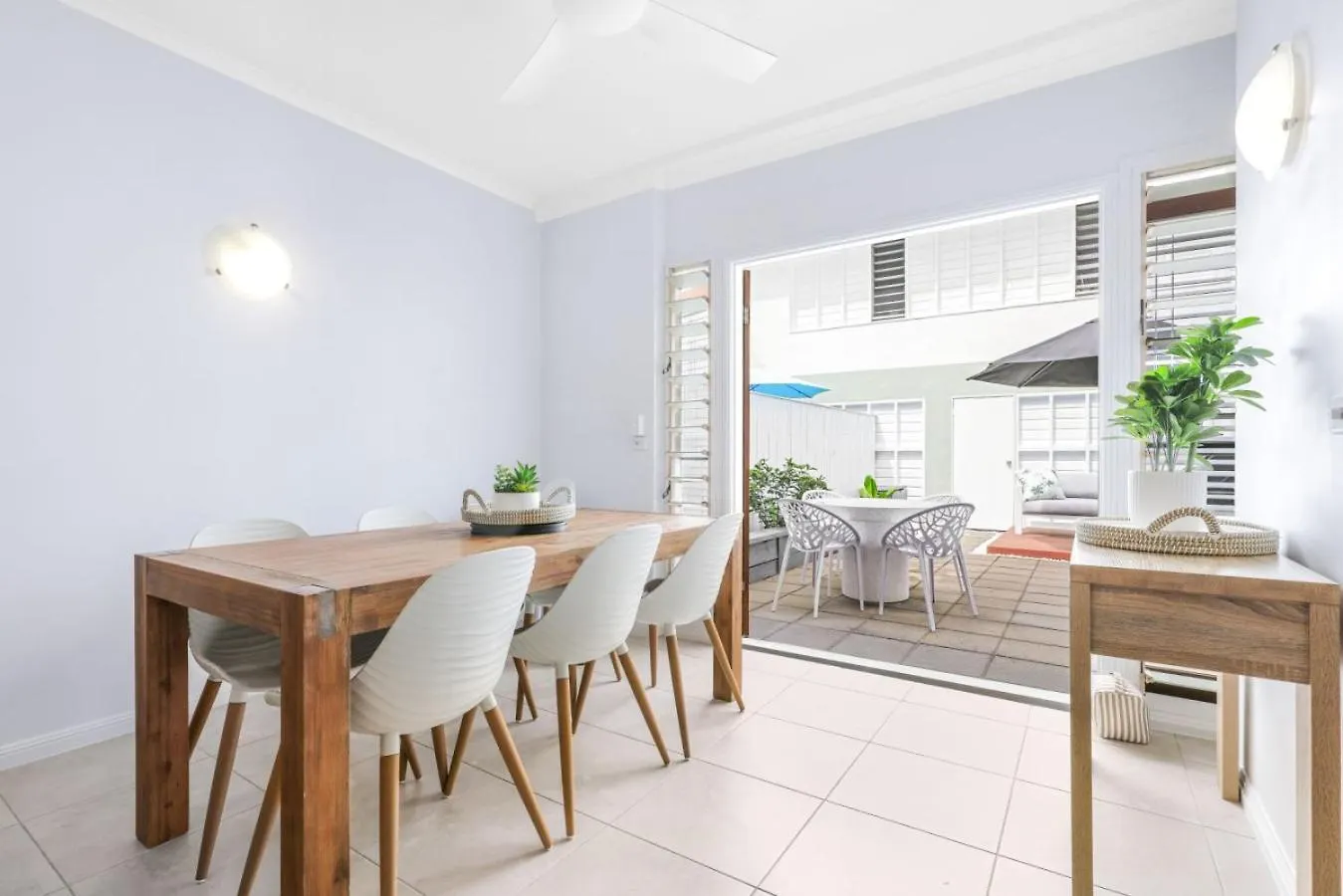 The Queenslander - Full Moon Terrace Port Douglas Holiday home